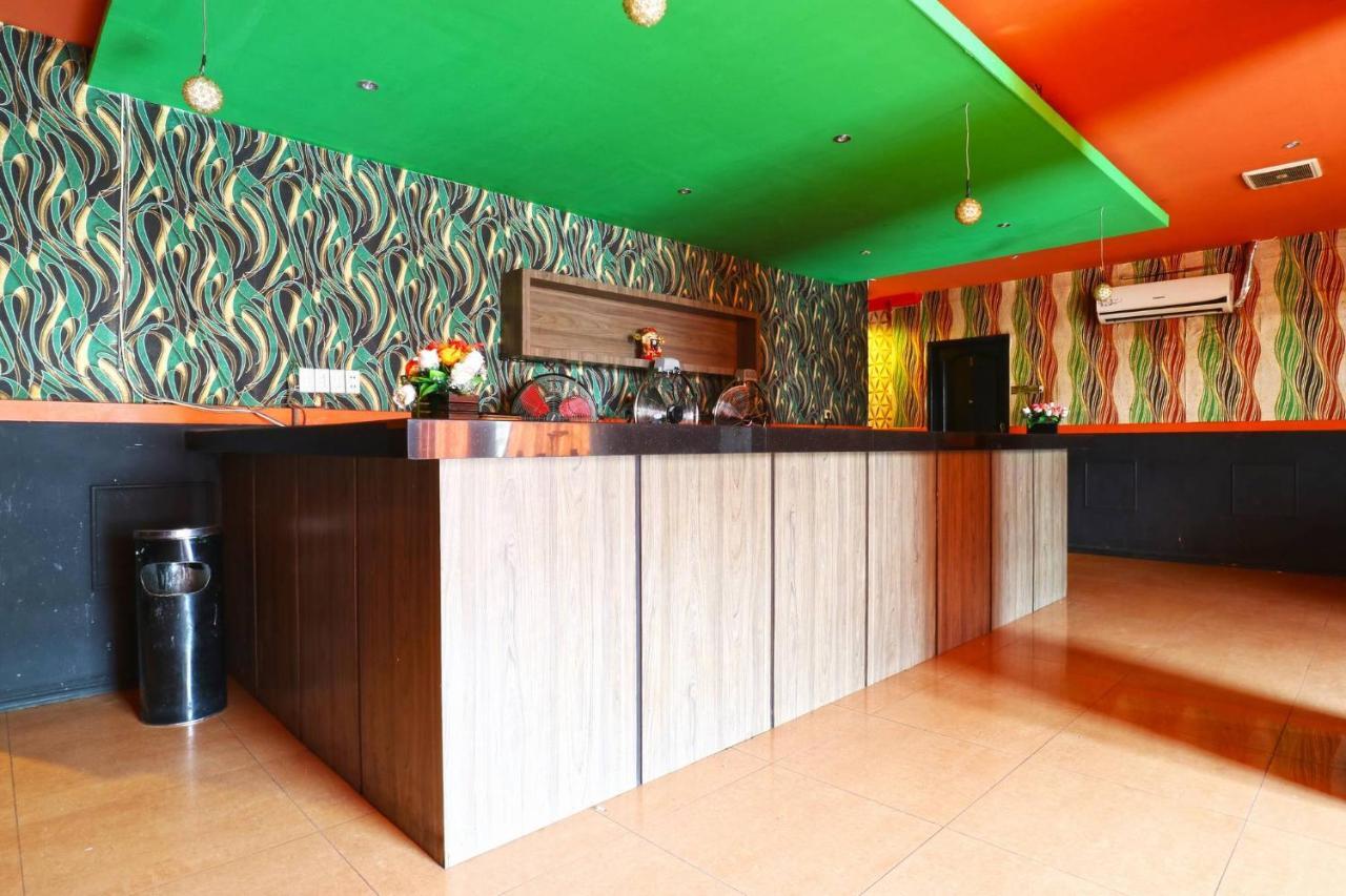 Lee Garden Hotel Medan Eksteriør billede